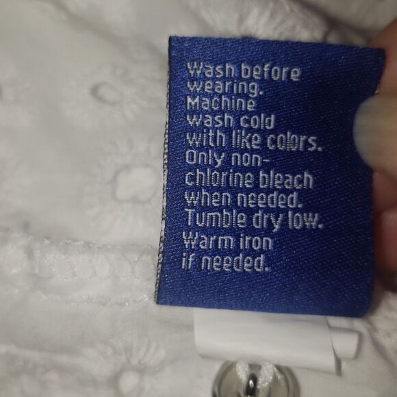 Like New Apt. 9 White Eyelet Blouse Sz S - Picture 7 of 7